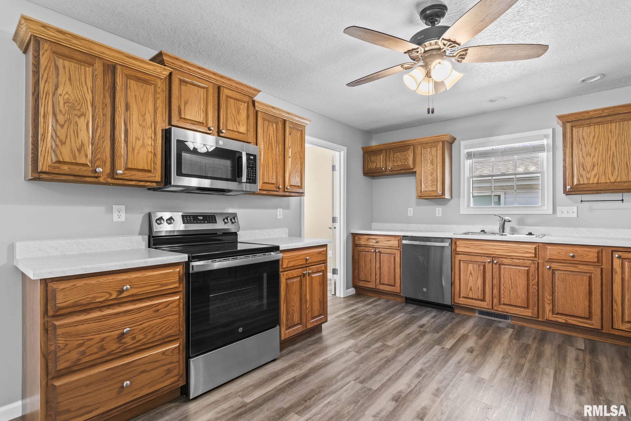 3357 S 4TH Street