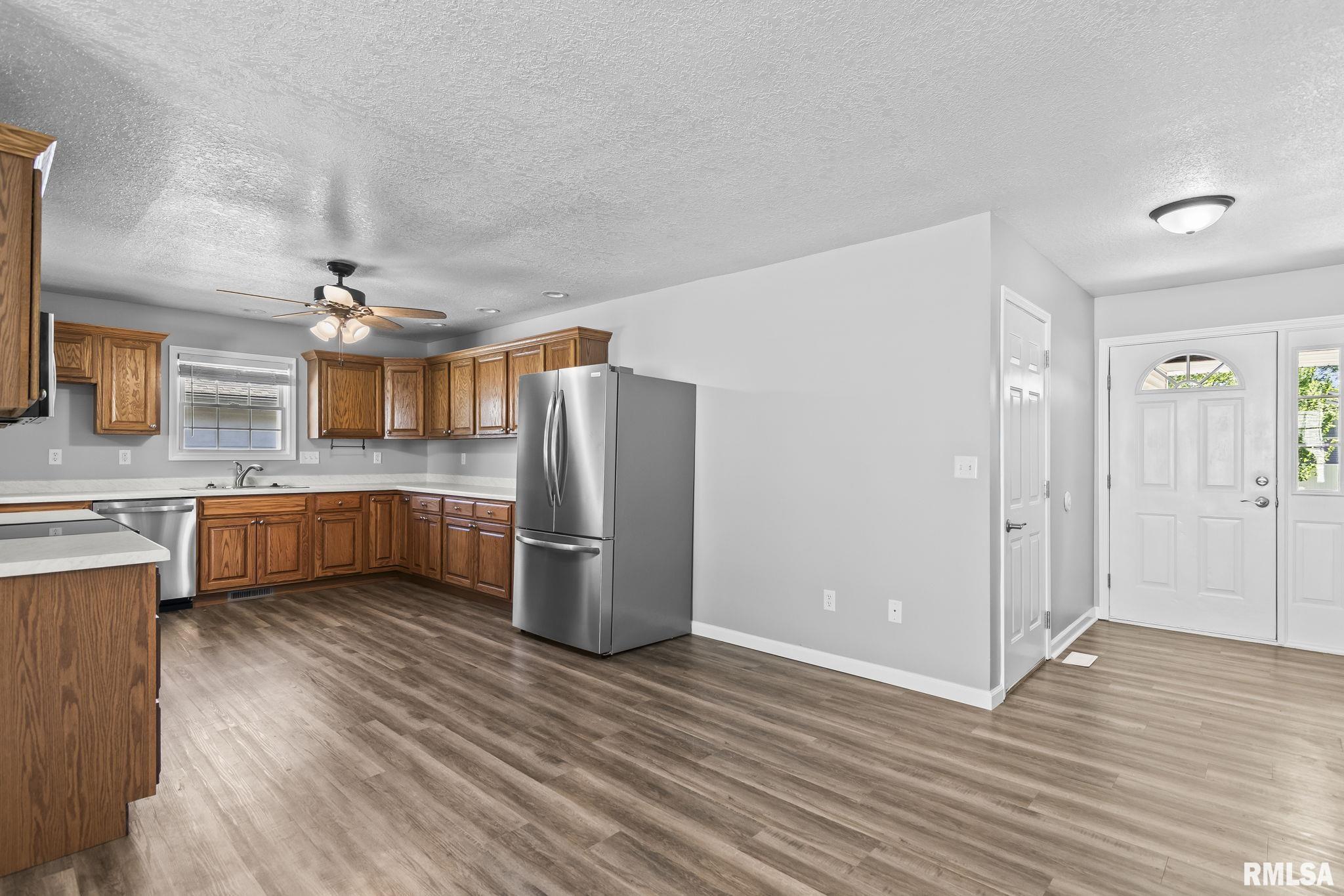 3357 S 4TH Street