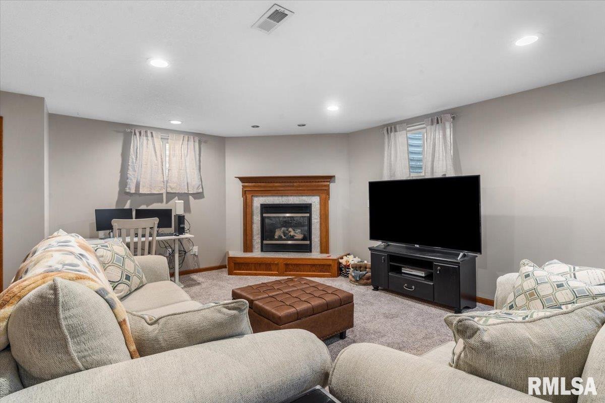 6808 Ninebark Drive
