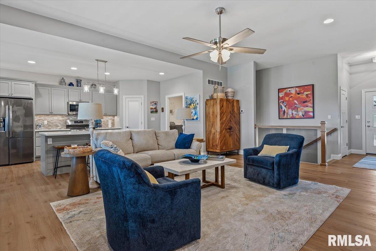 3702 WESTGATE Drive