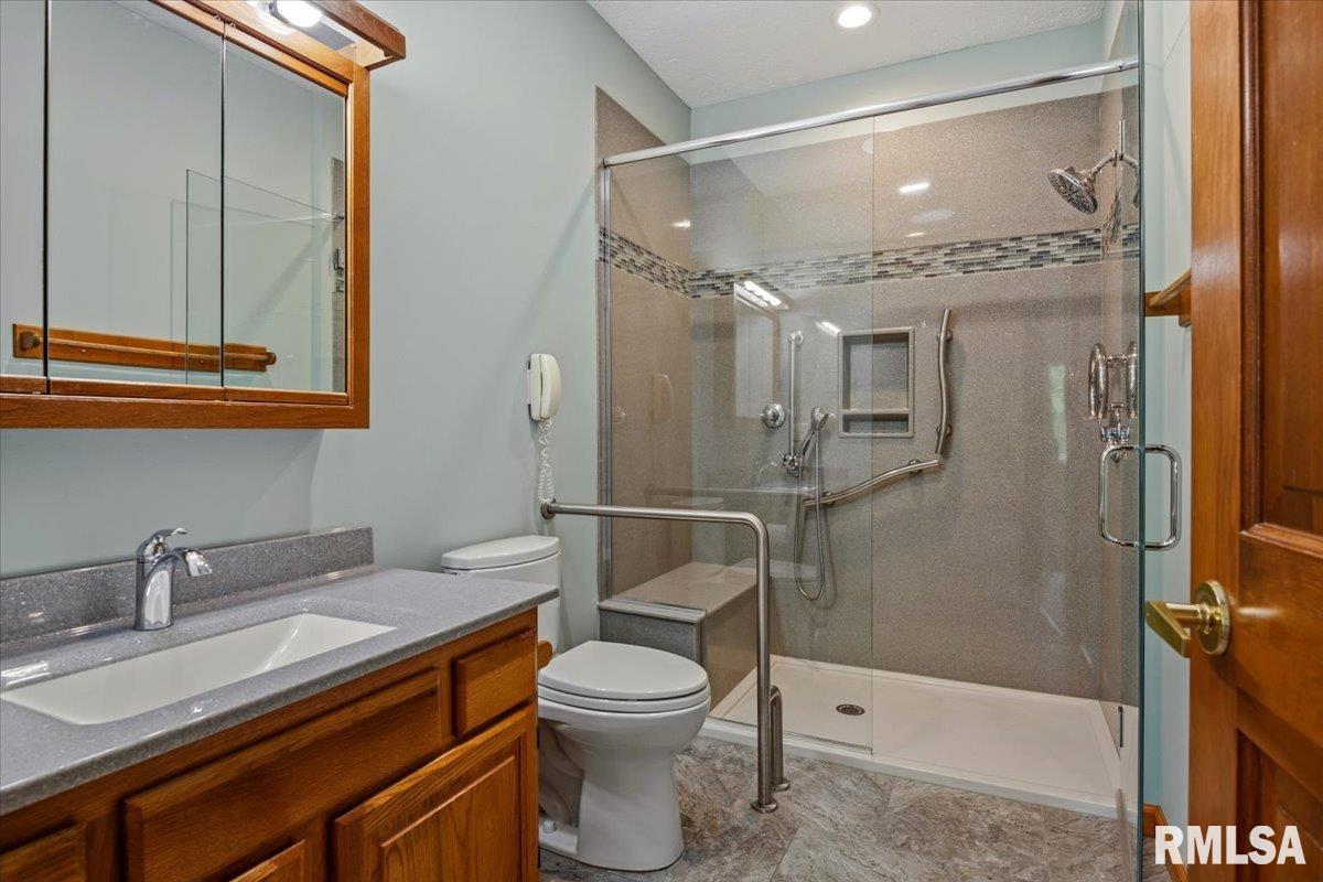 5004 EAGLE RIDGE