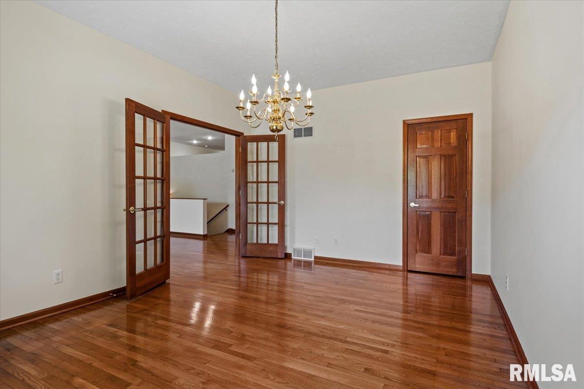 5004 EAGLE RIDGE