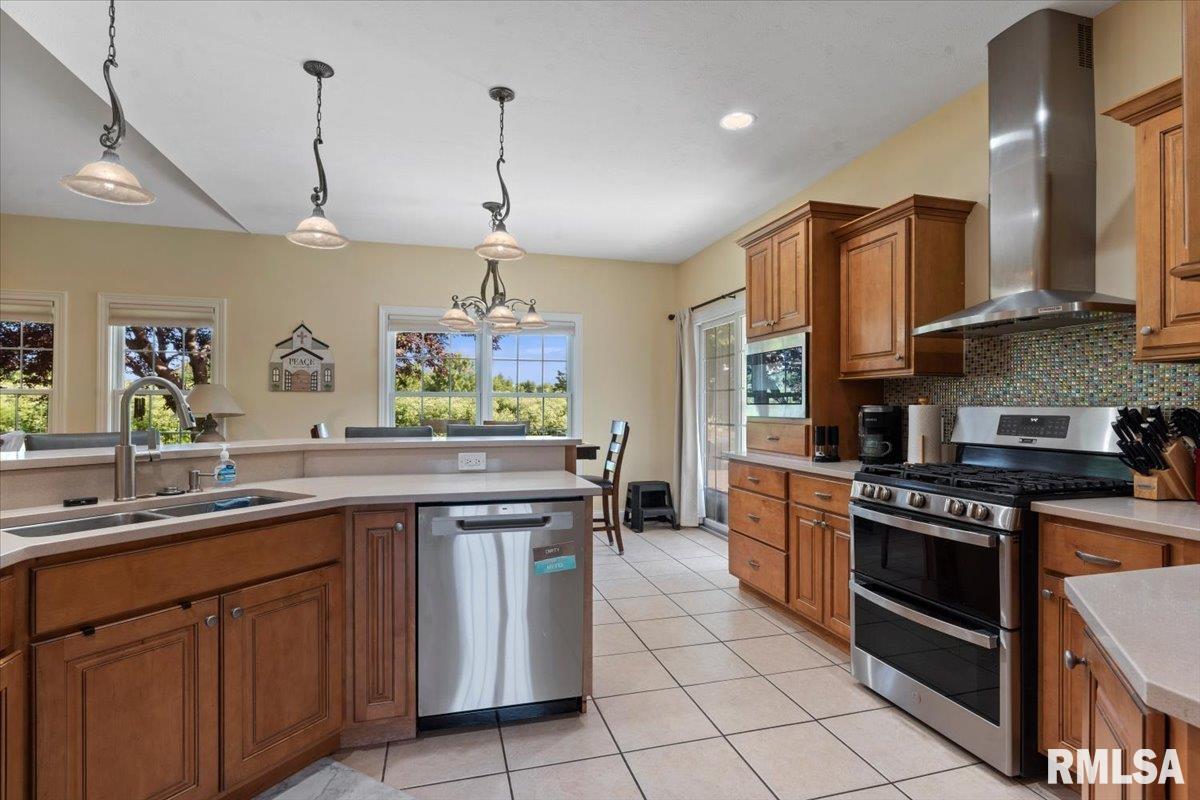5616 Legacy Lane