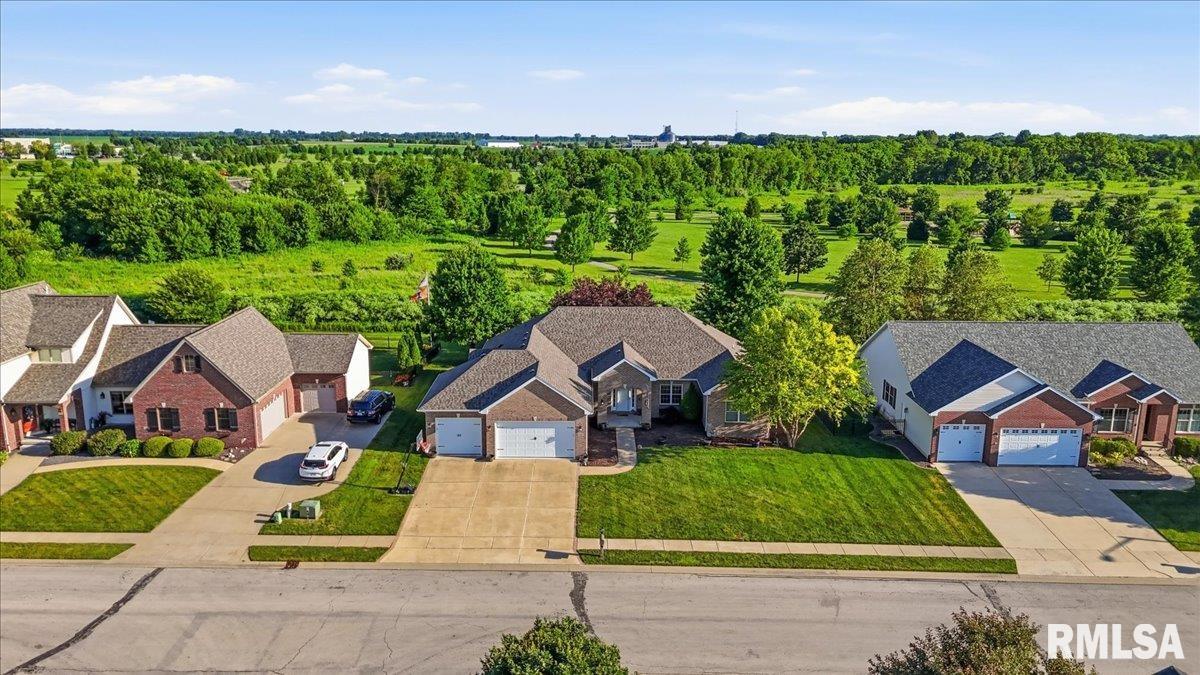 5616 Legacy Lane