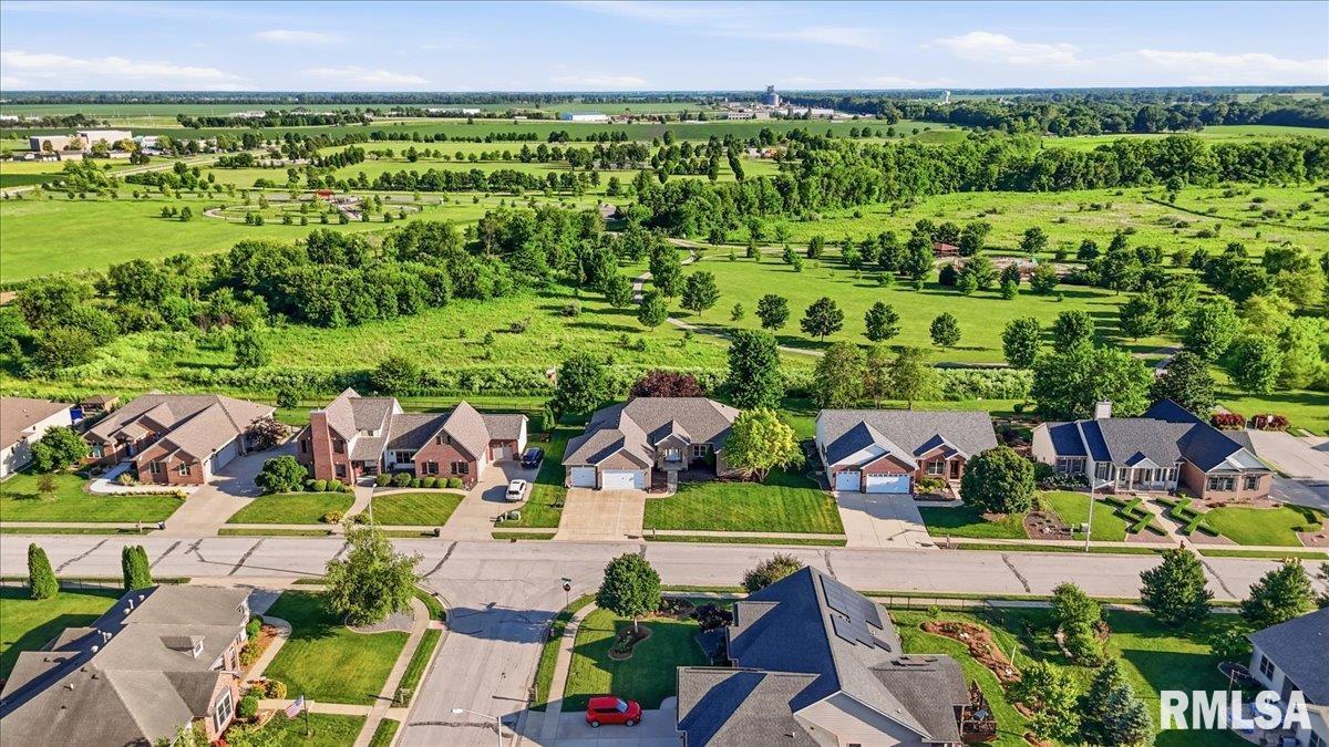 5616 Legacy Lane