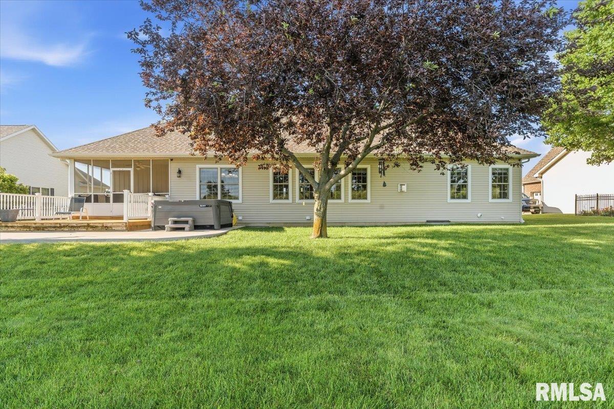 5616 Legacy Lane