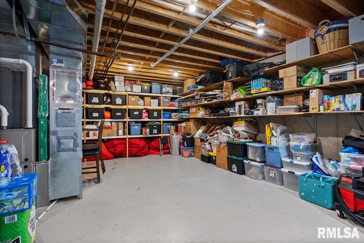 5616 Legacy Lane