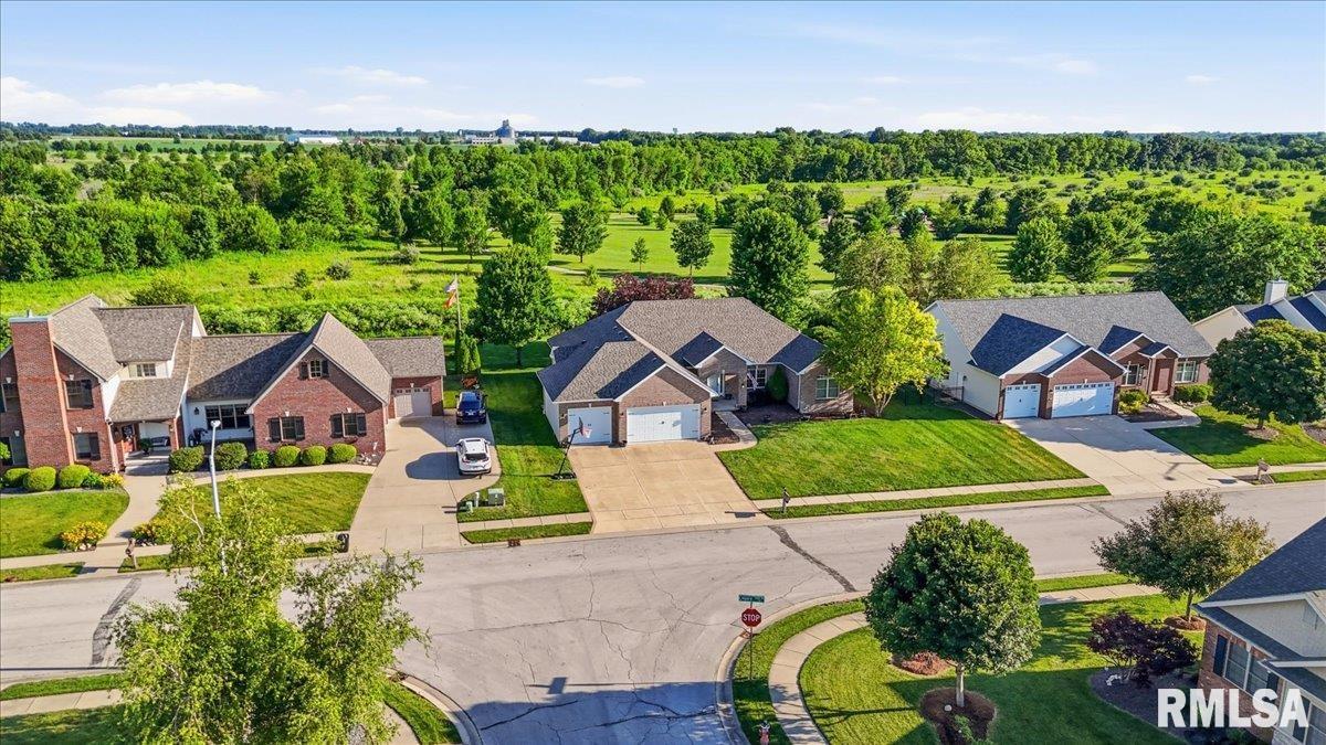 5616 Legacy Lane