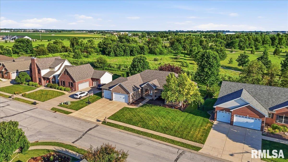 5616 Legacy Lane
