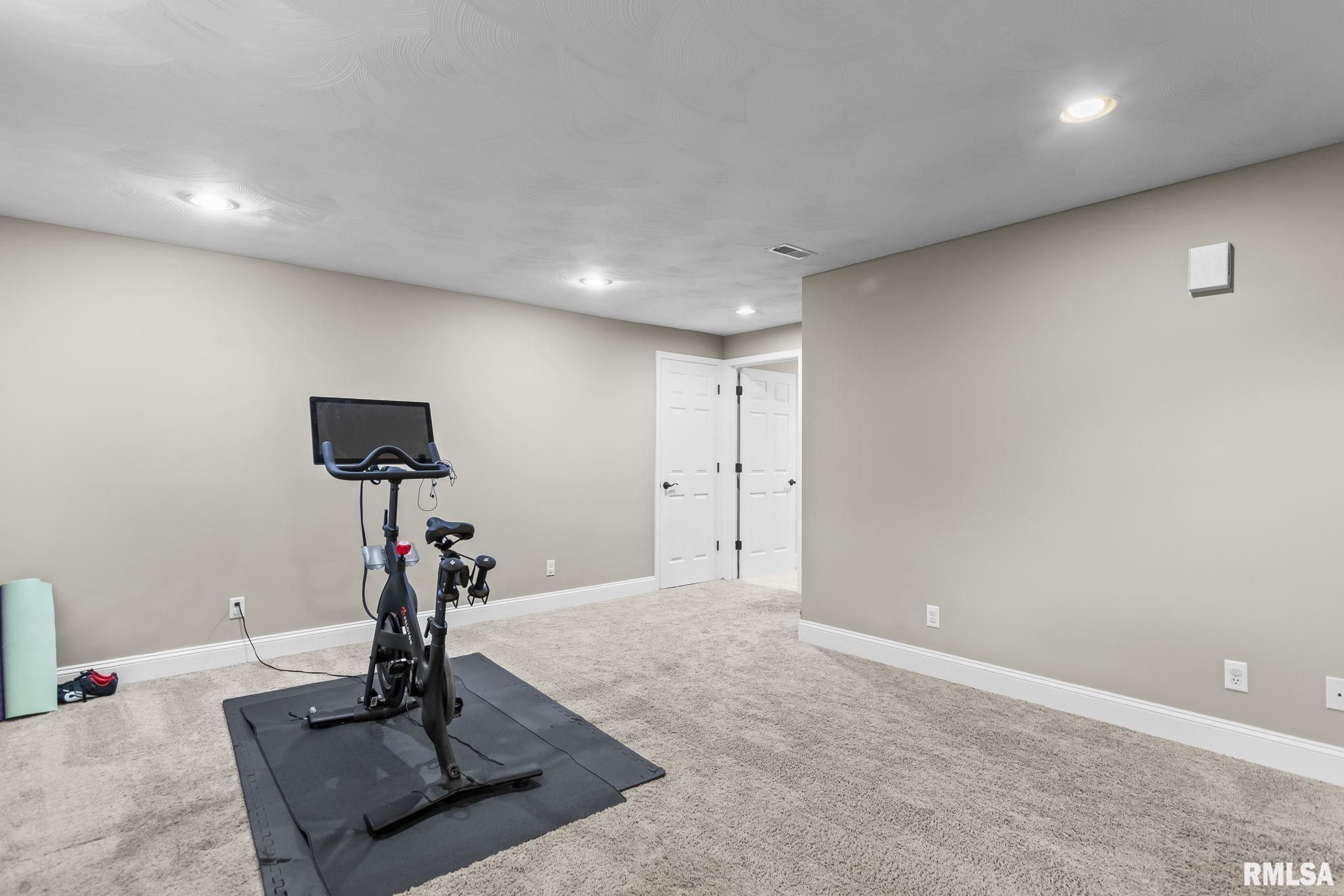 1301 Woods Farm Lane
