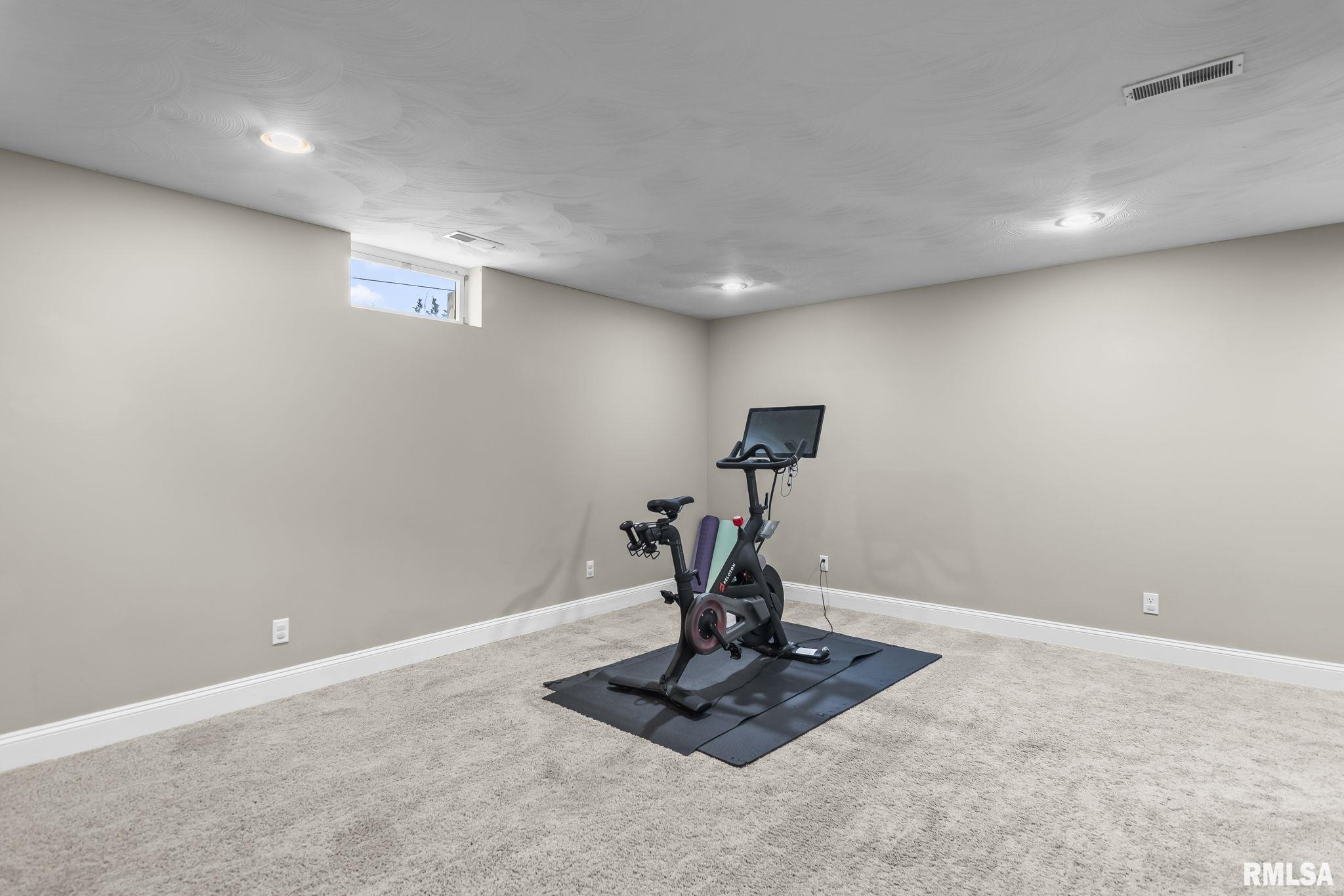 1301 Woods Farm Lane