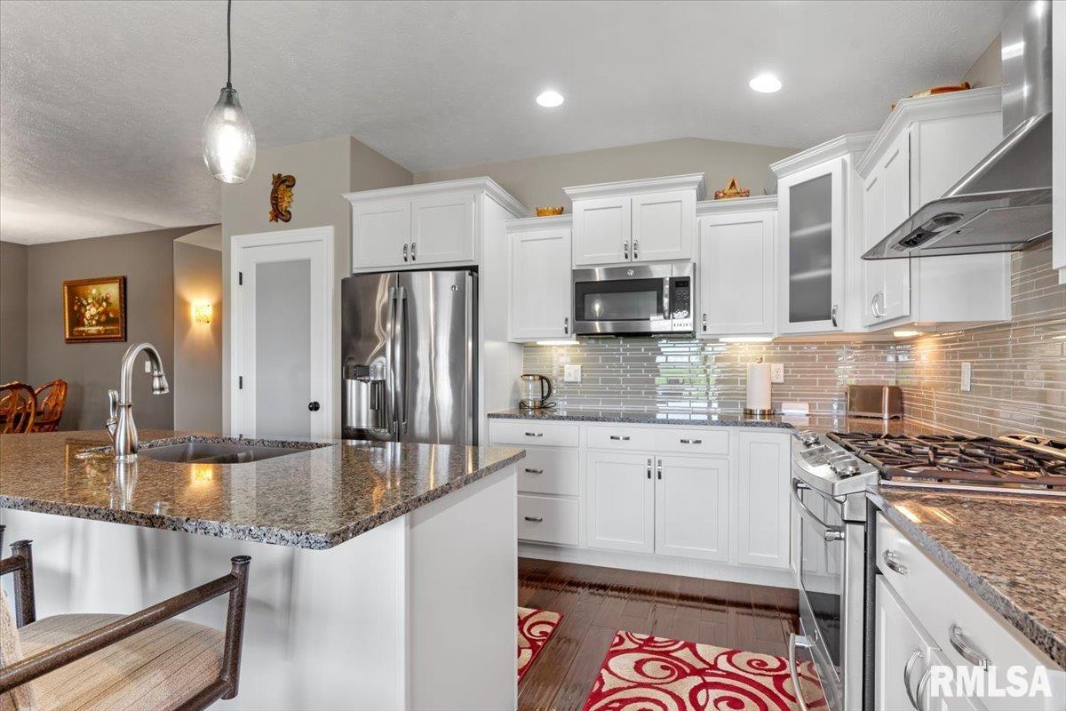 2820 Castlerock Ridge Ridge