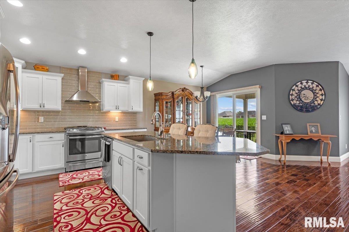 2820 Castlerock Ridge Ridge