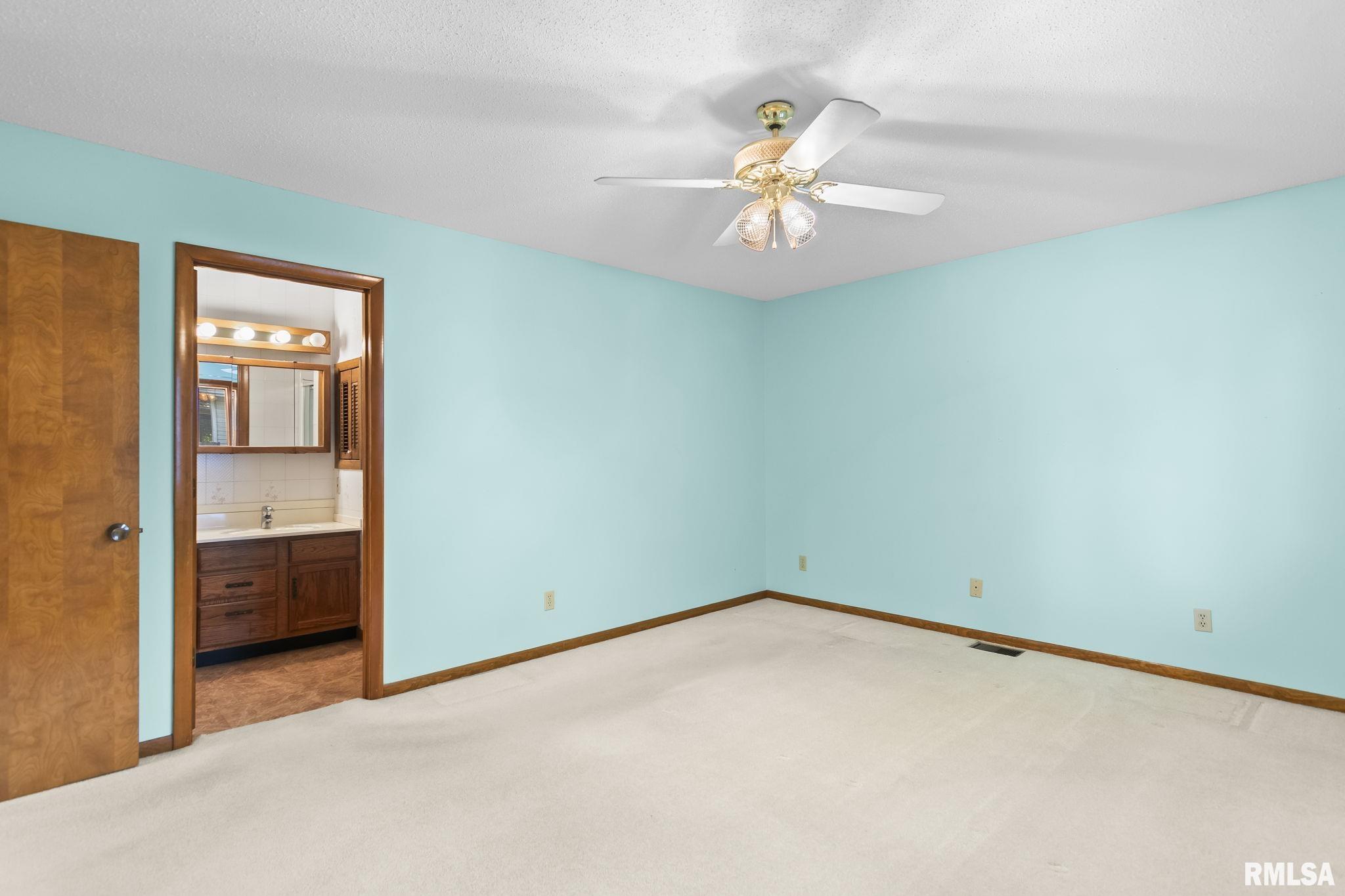3205 Ivyton Drive