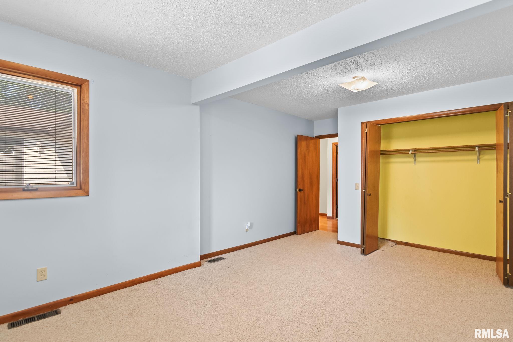 3205 Ivyton Drive