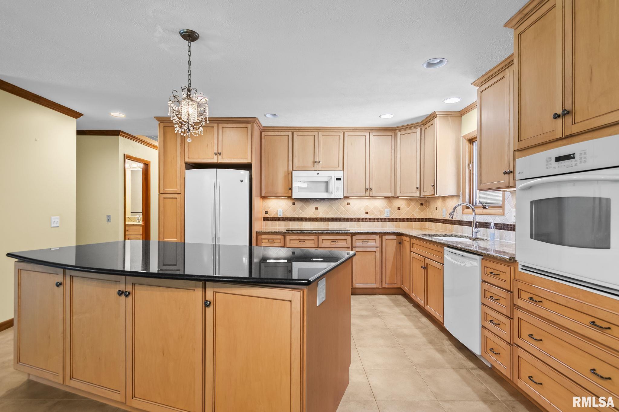 3205 Ivyton Drive