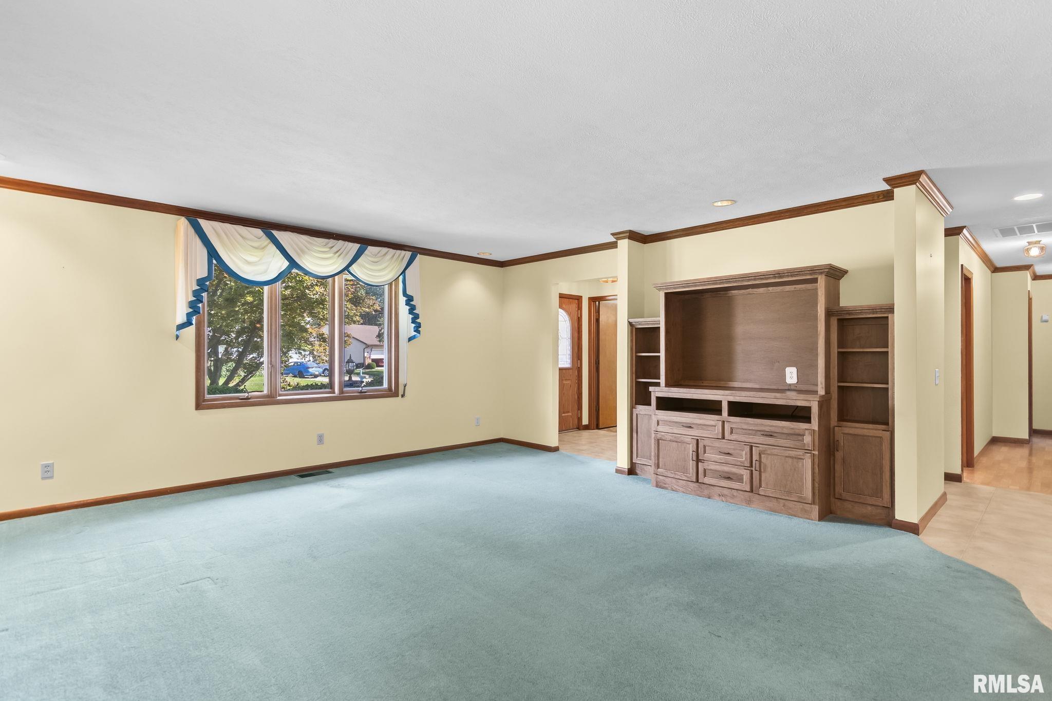 3205 Ivyton Drive
