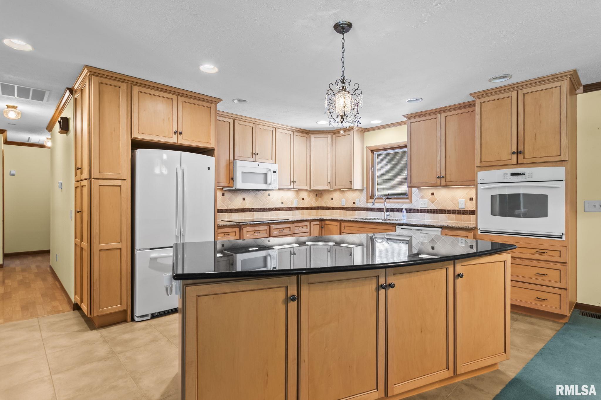 3205 Ivyton Drive