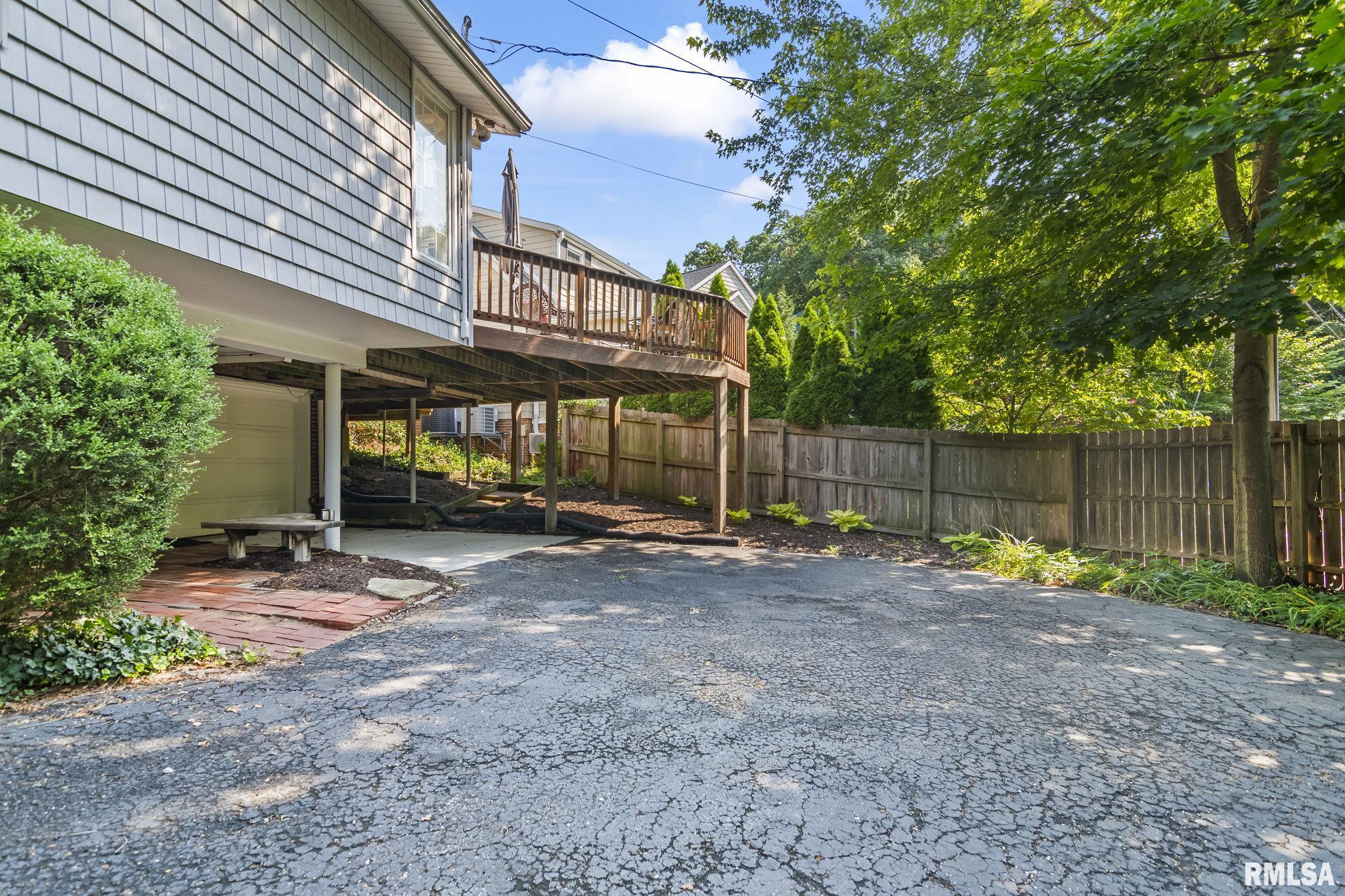 2208 Wiggins Avenue
