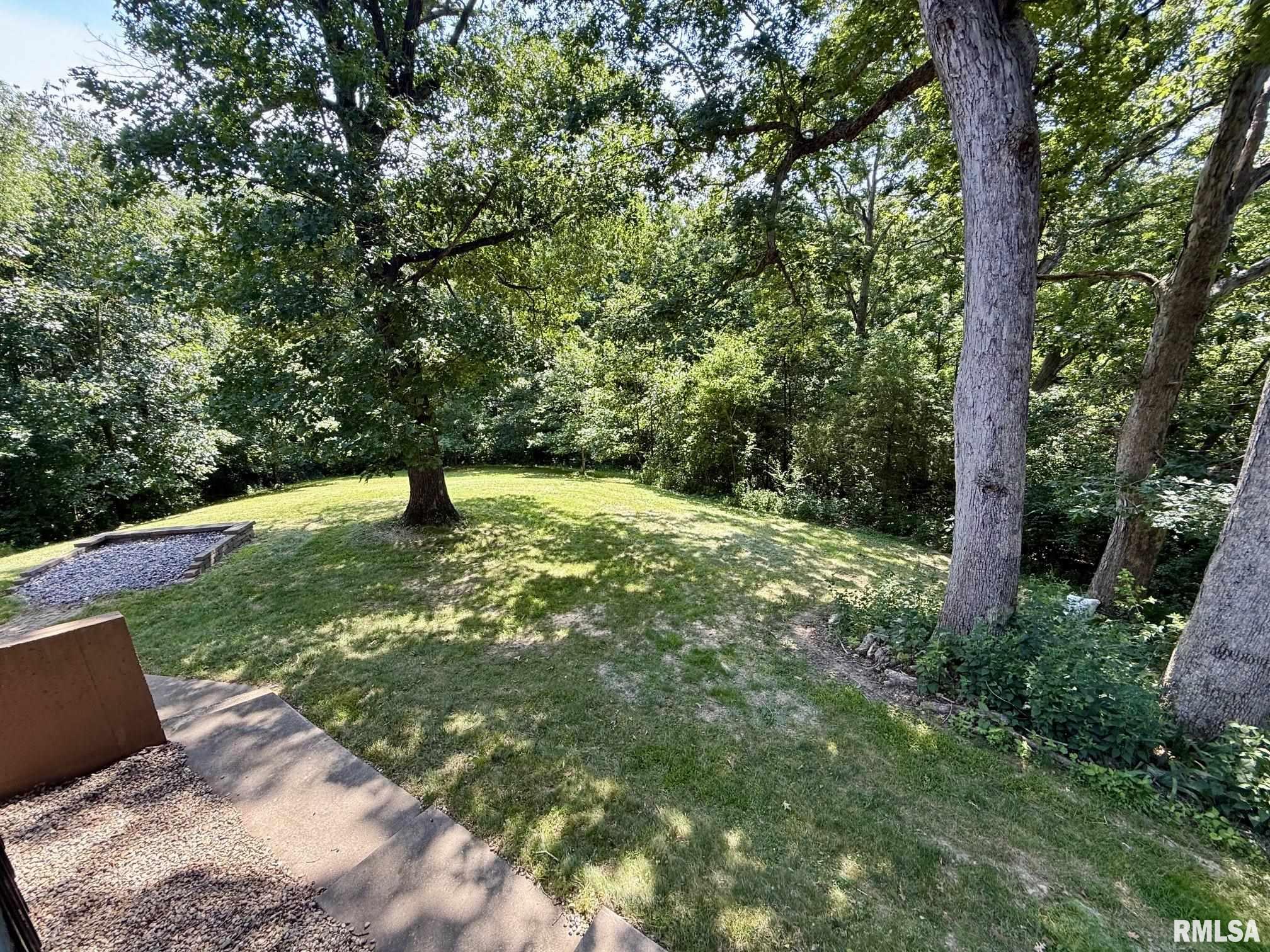 22686 WHITE OAKS Lane