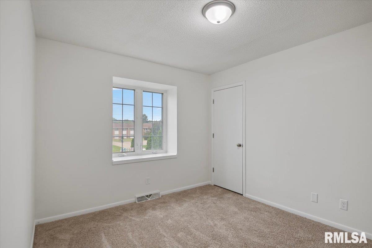 900 Durkin Drive Unit: 22