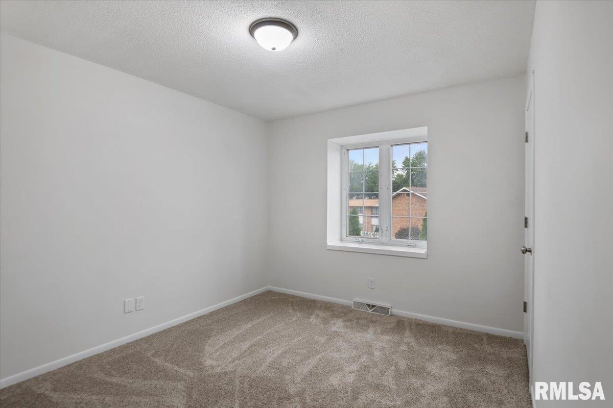 900 Durkin Drive Unit: 22