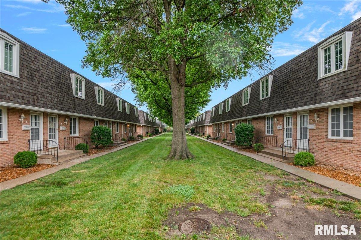 900 Durkin Drive Unit: 22