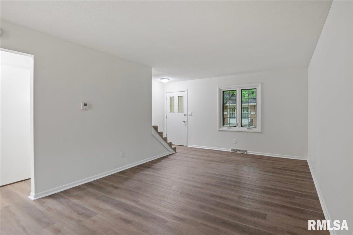900 Durkin Drive Unit: 22