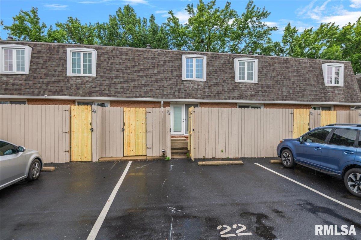 900 Durkin Drive Unit: 22