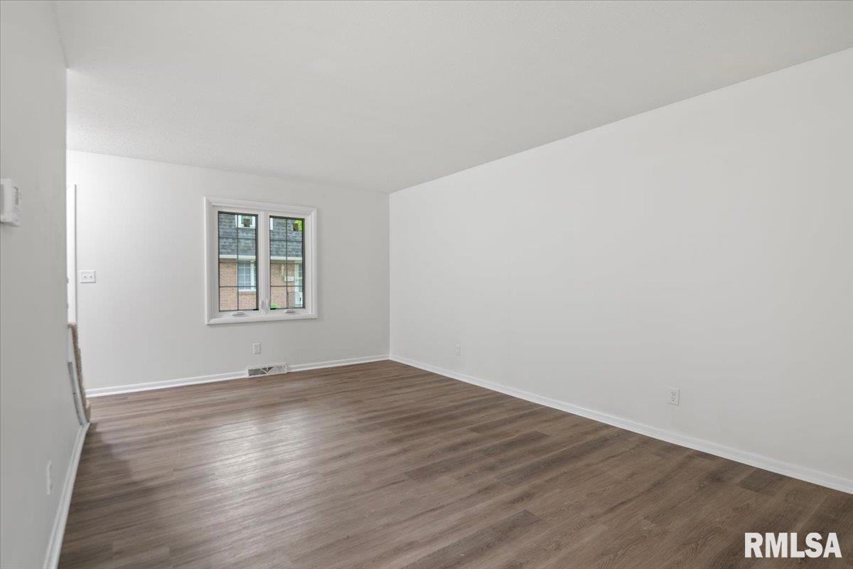 900 Durkin Drive Unit: 22