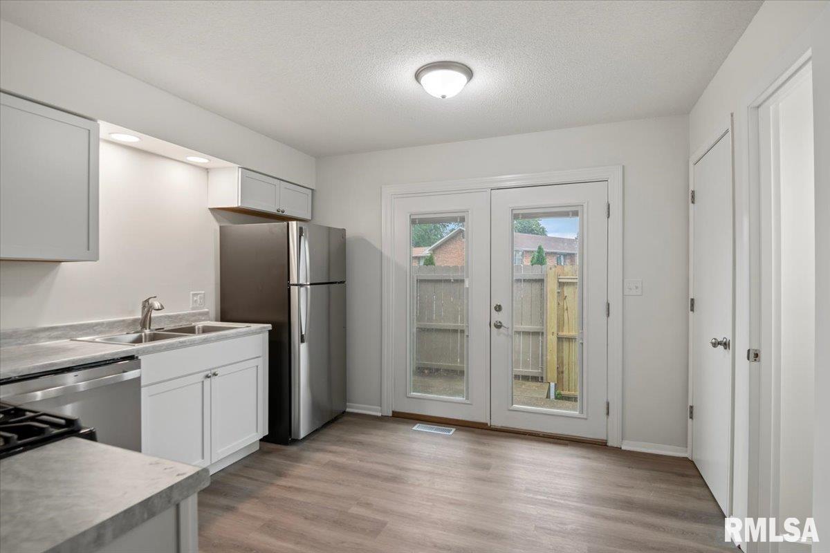 900 Durkin Drive Unit: 22