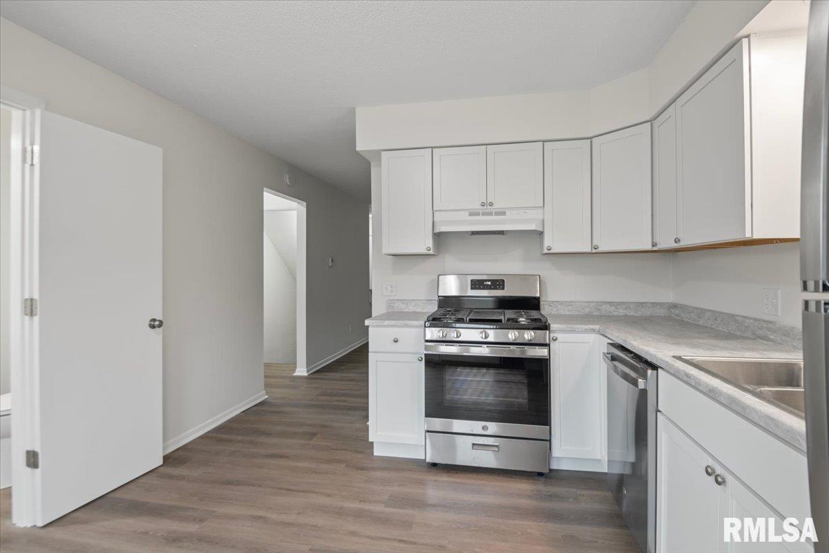 900 Durkin Drive Unit: 22