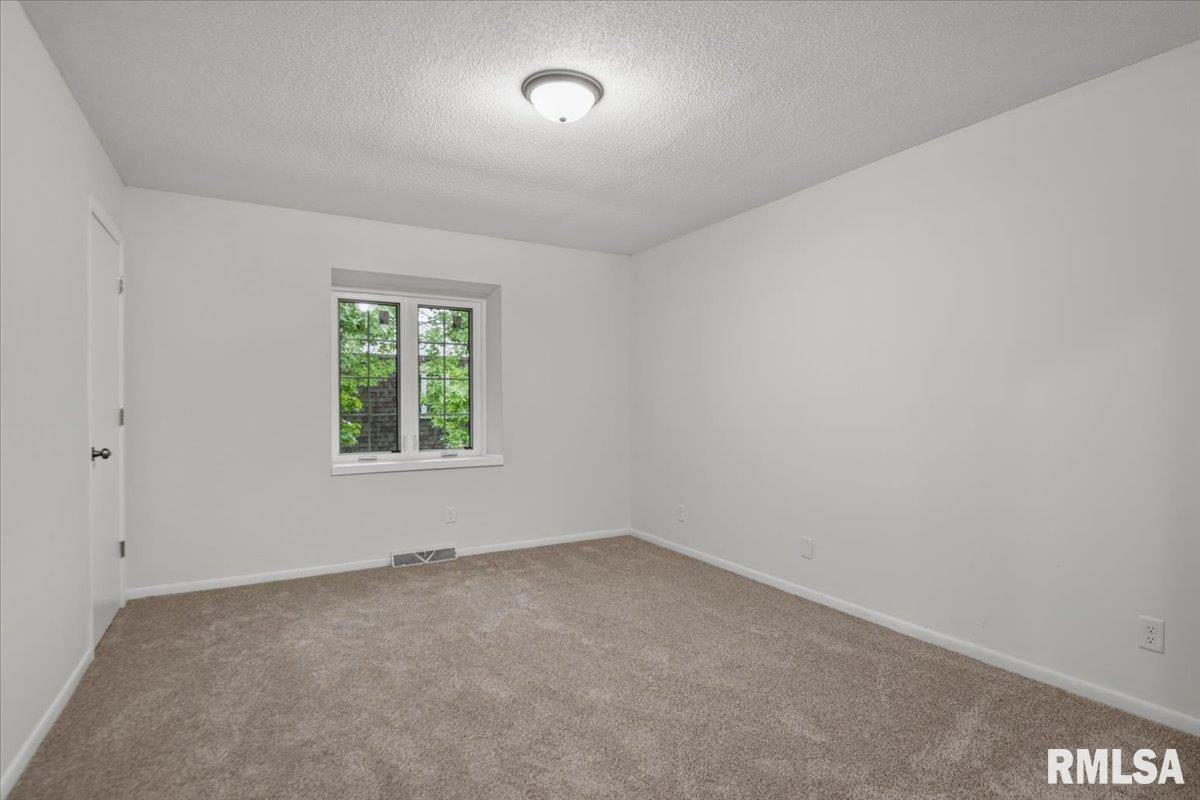 900 Durkin Drive Unit: 22