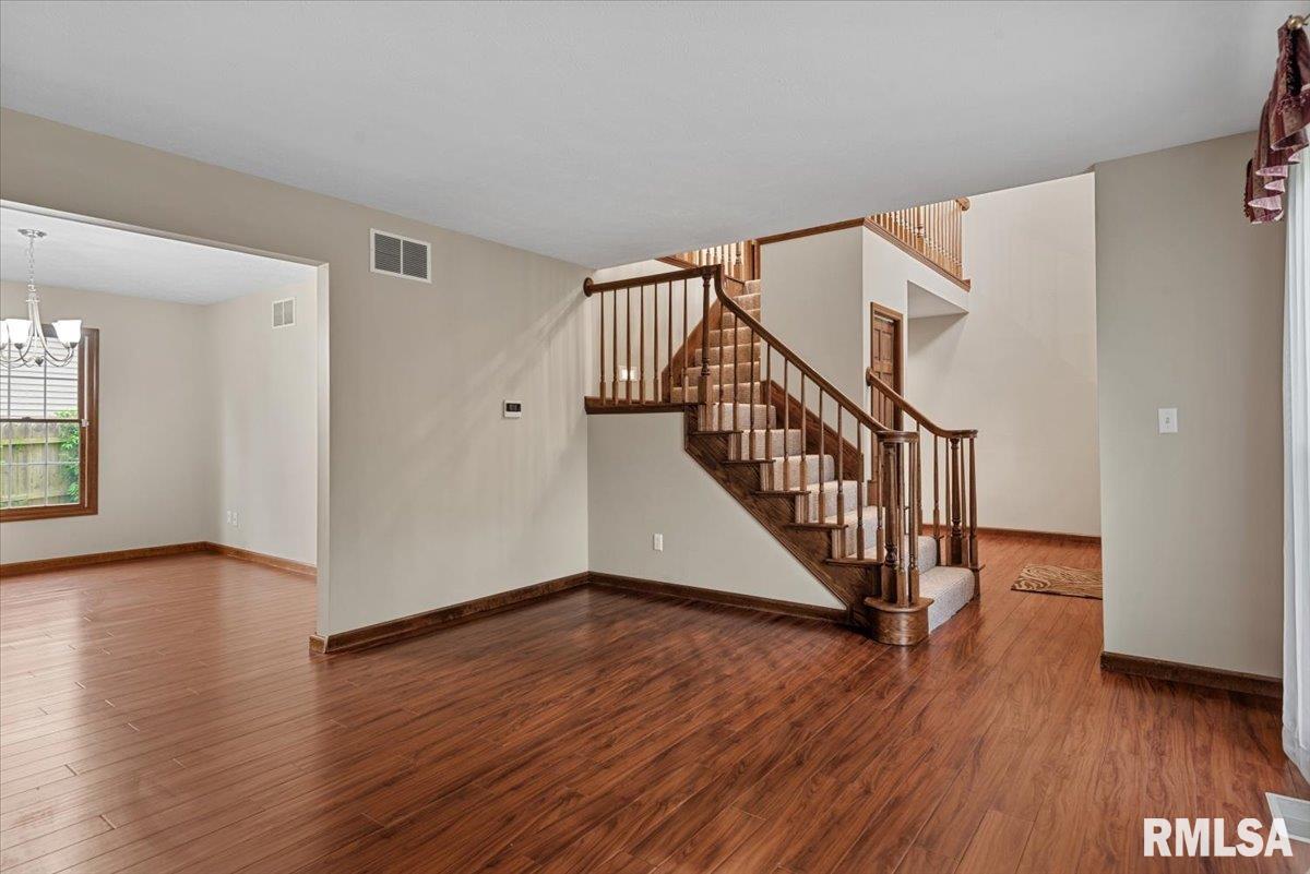 4517 Santa Clara Drive