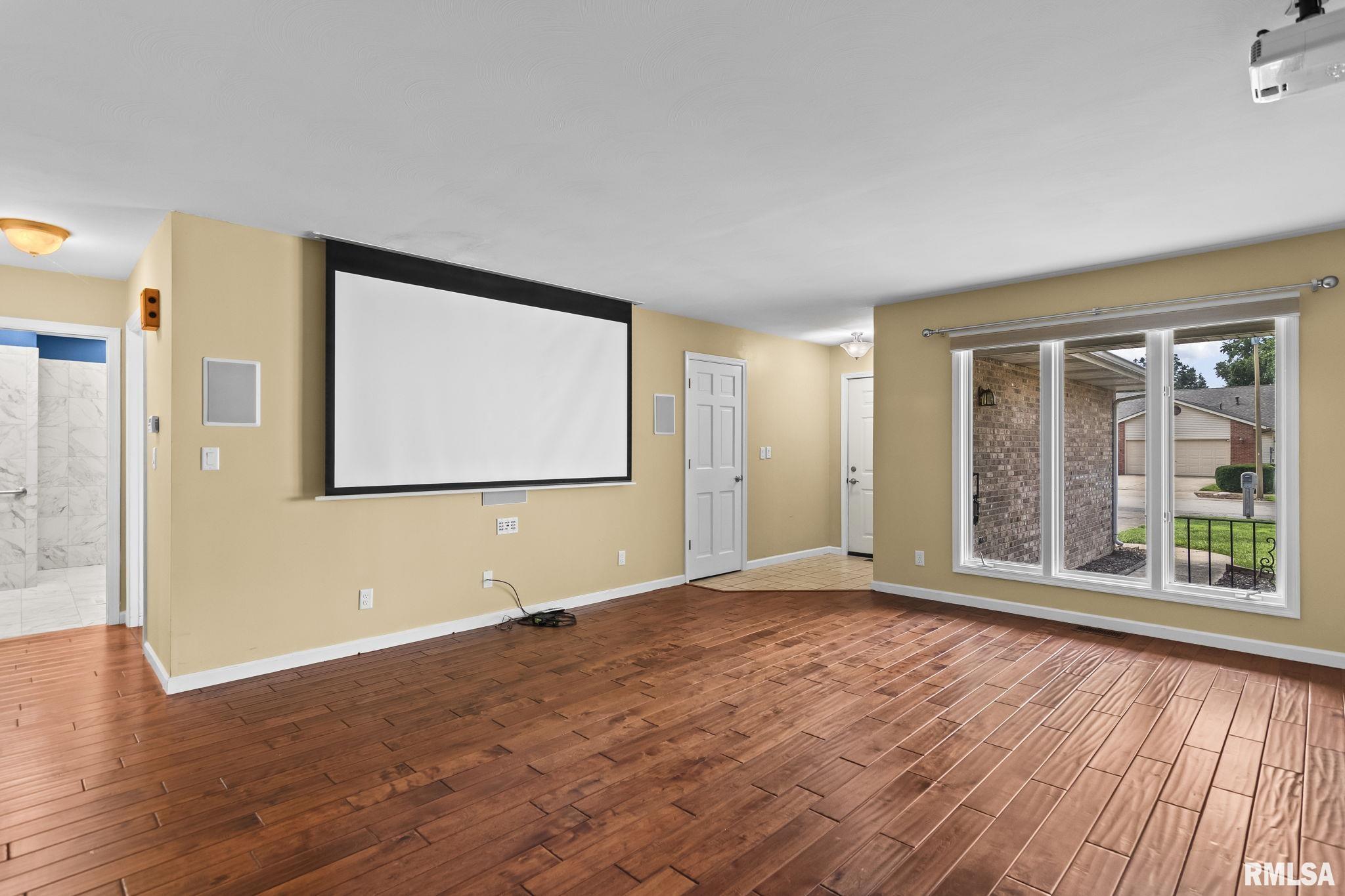 3013 CAMERON Drive