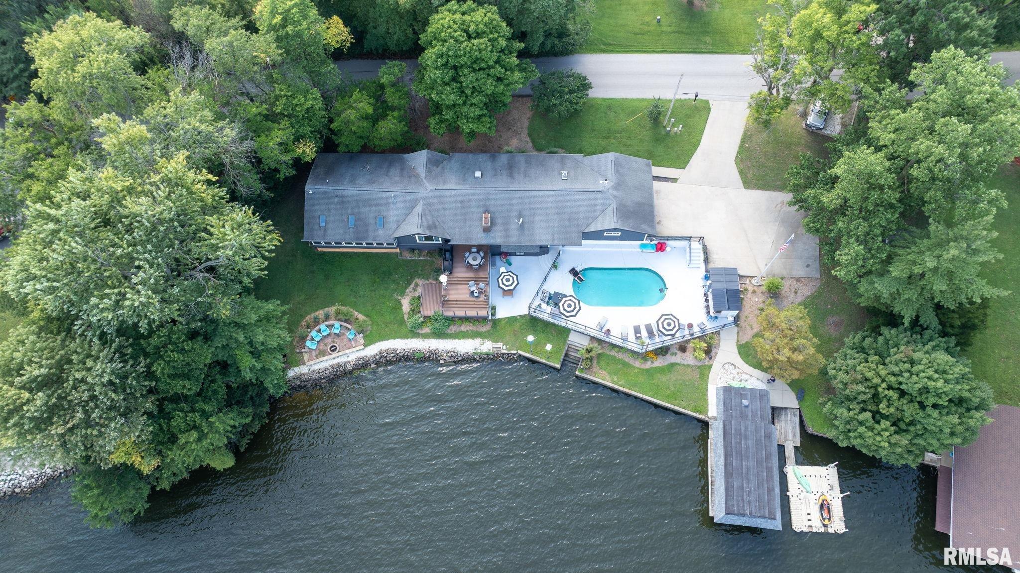 92 Island Bay Lane
