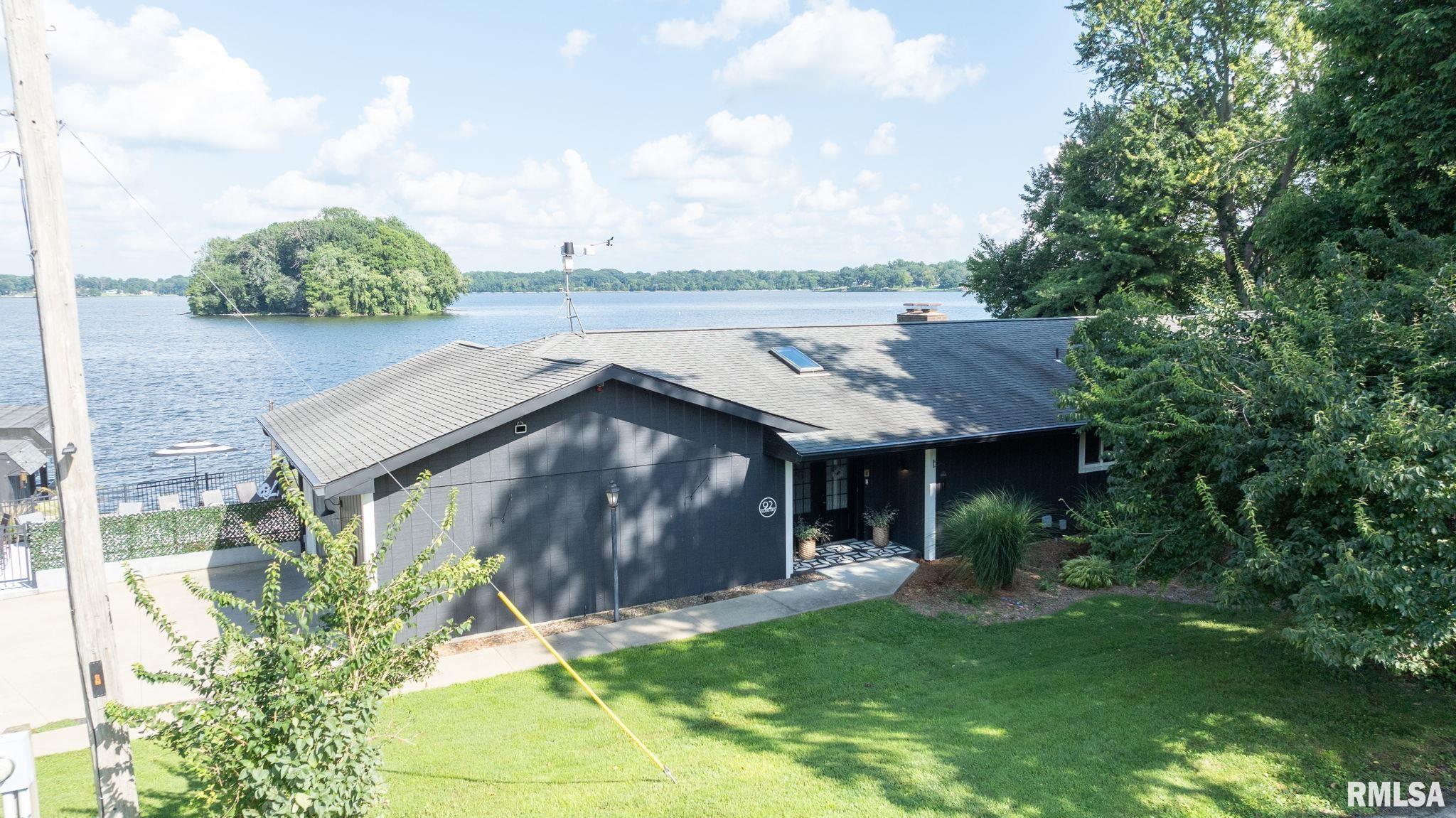 92 Island Bay Lane