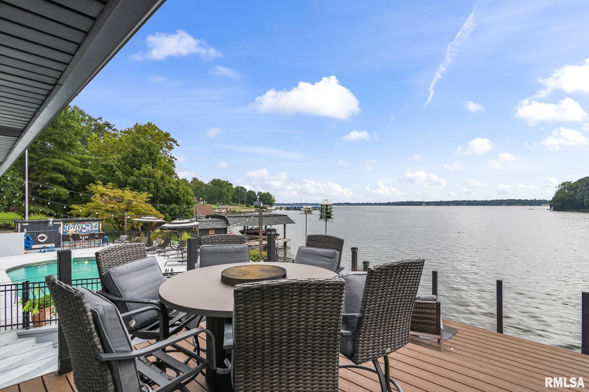 92 Island Bay Lane