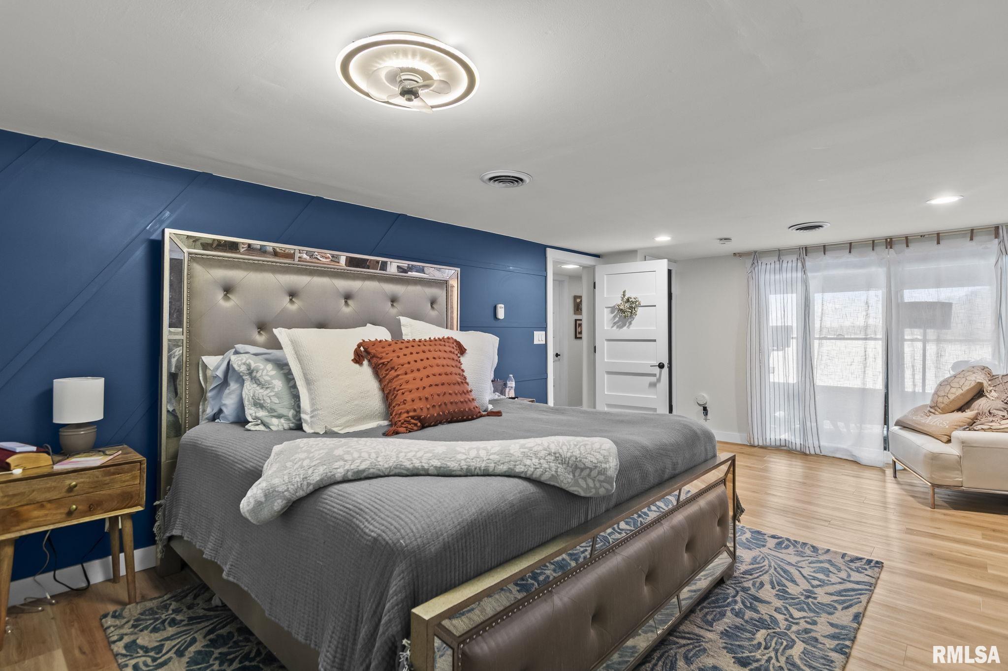 92 Island Bay Lane