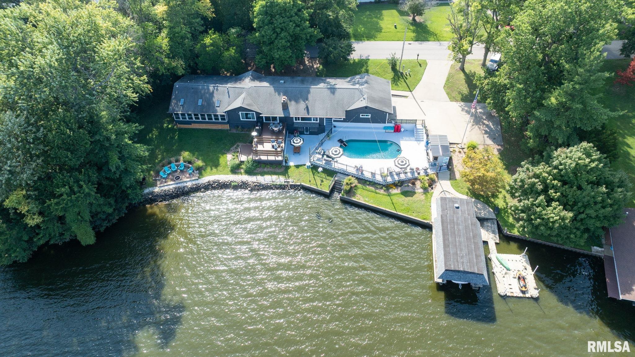 92 Island Bay Lane