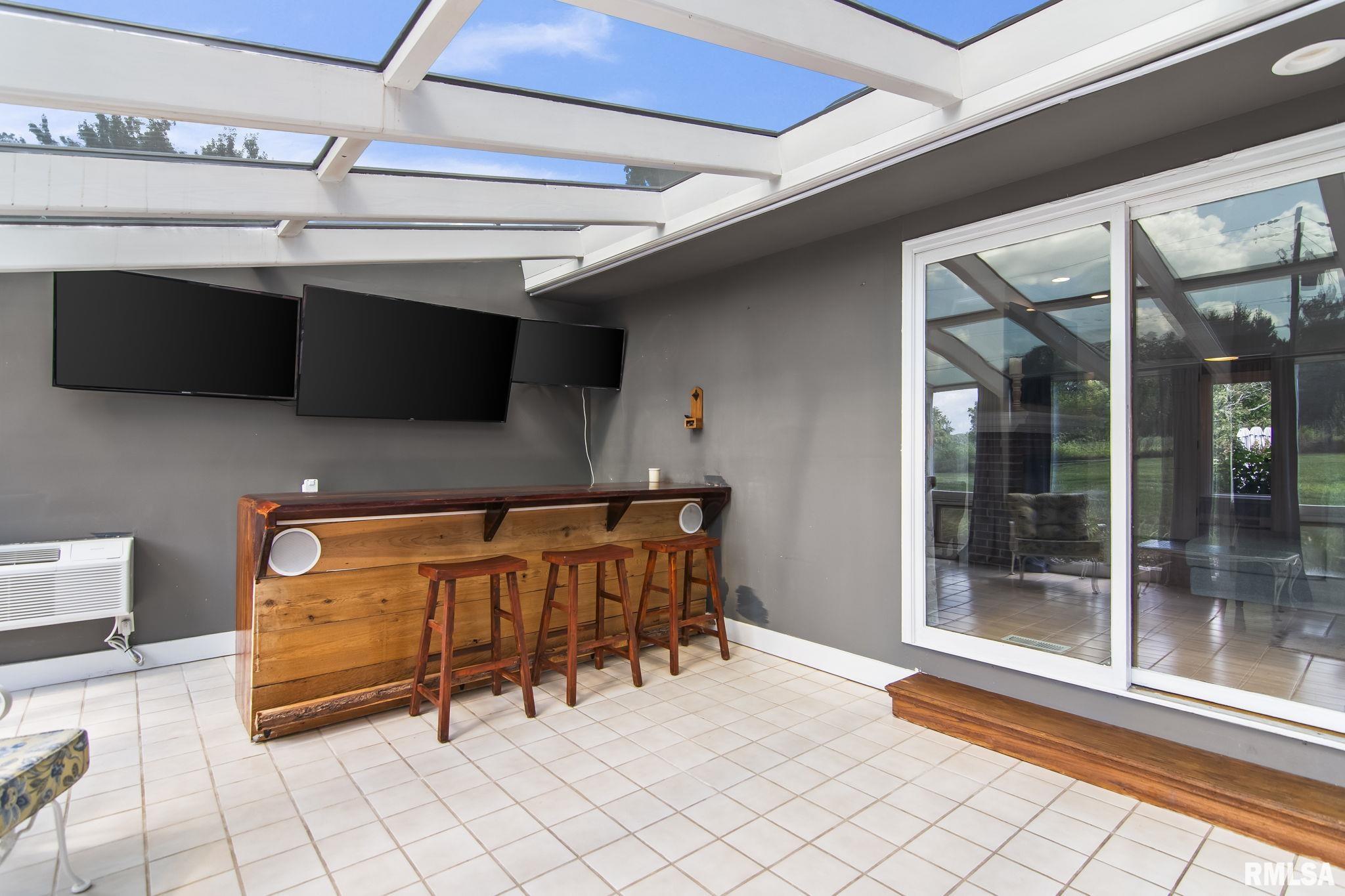 673 Centerwood Drive