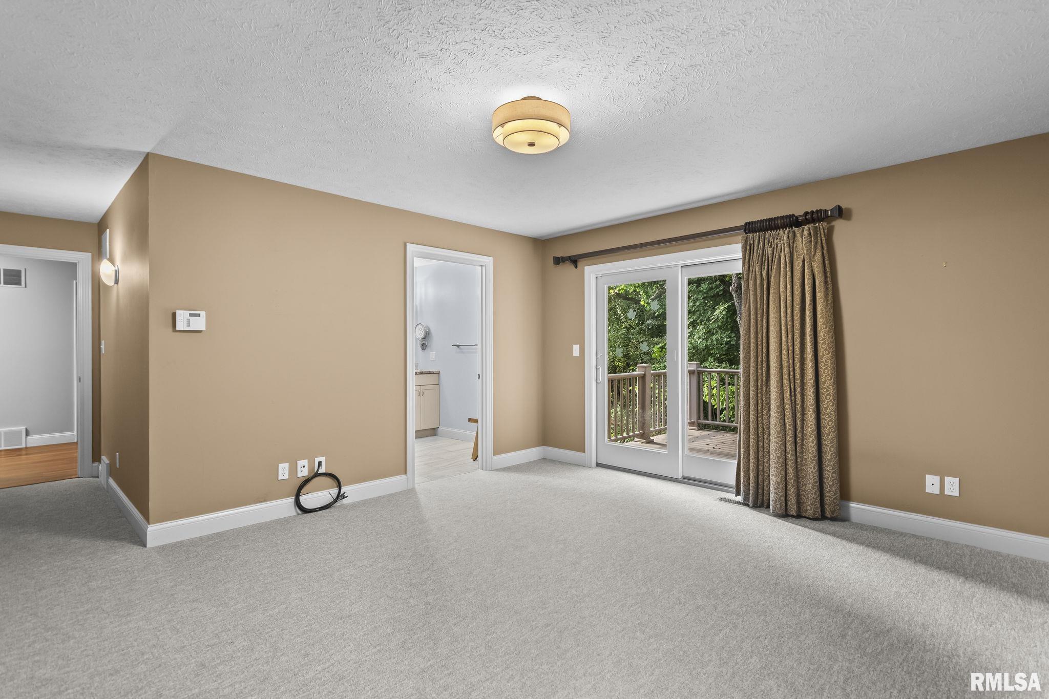 5065 Old Salem Lane