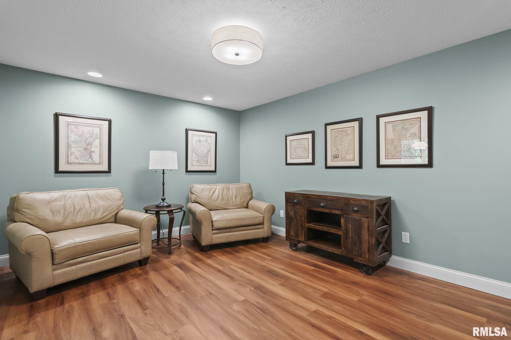 5065 Old Salem Lane