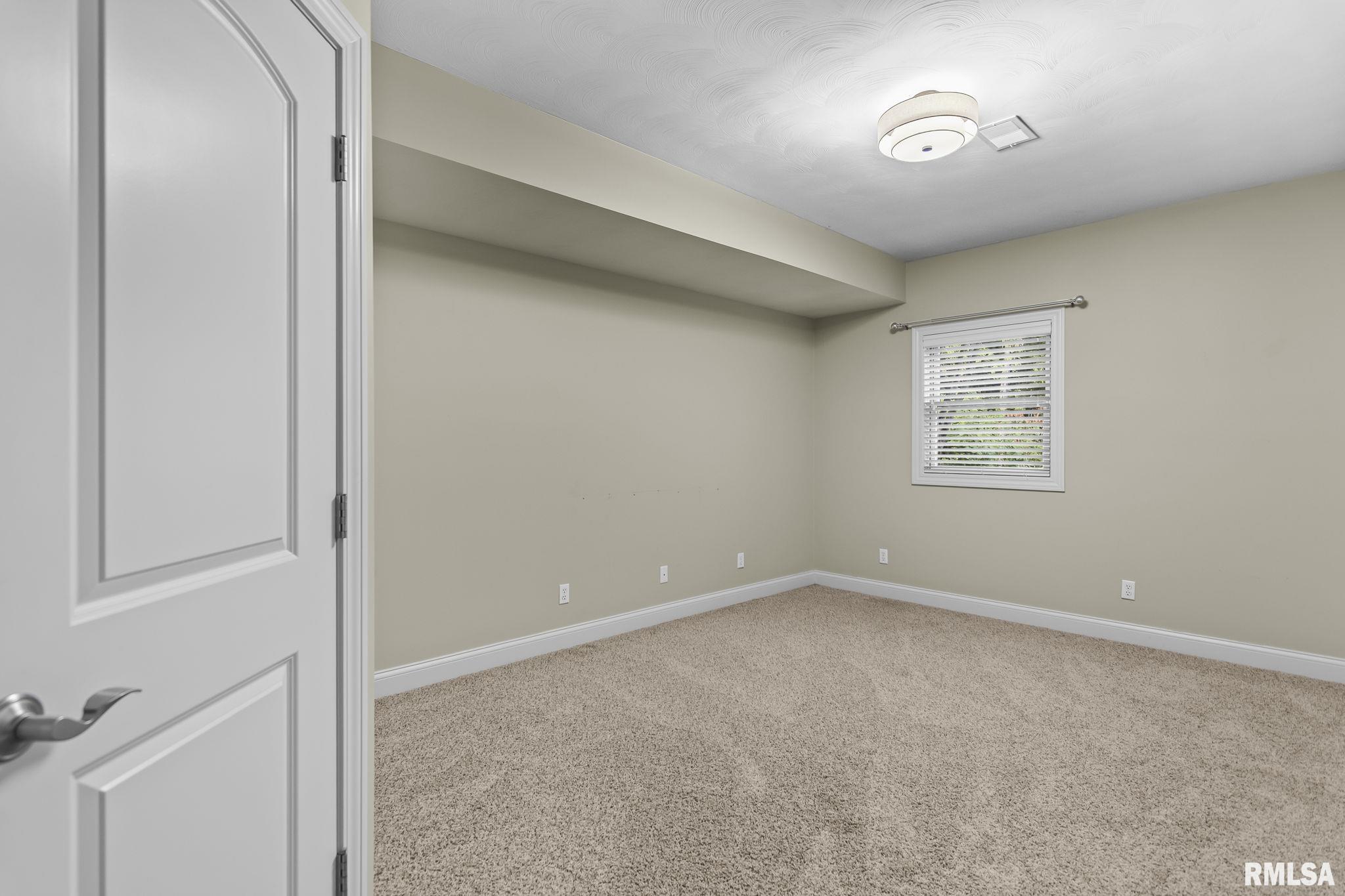 5065 Old Salem Lane