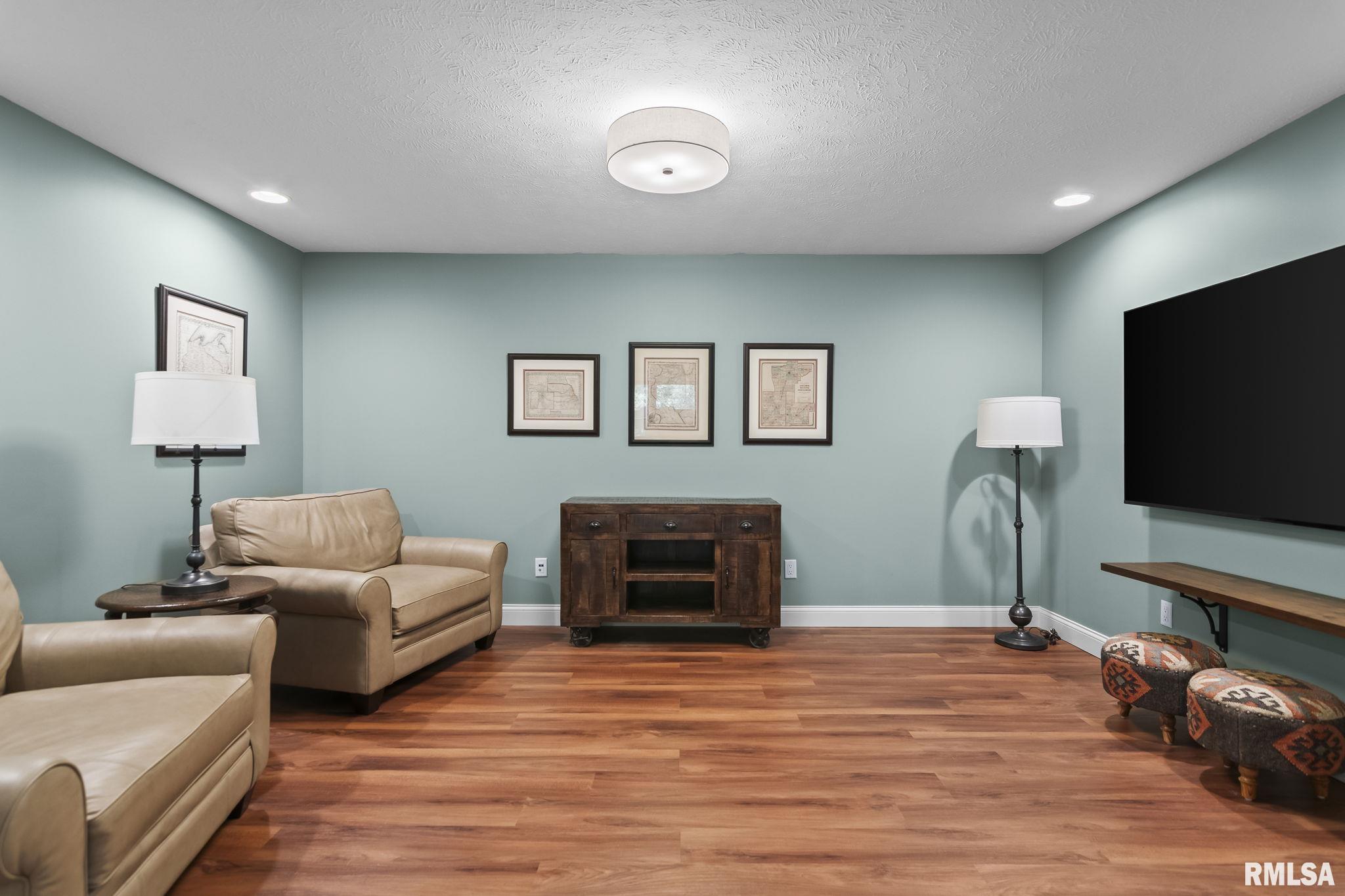 5065 Old Salem Lane