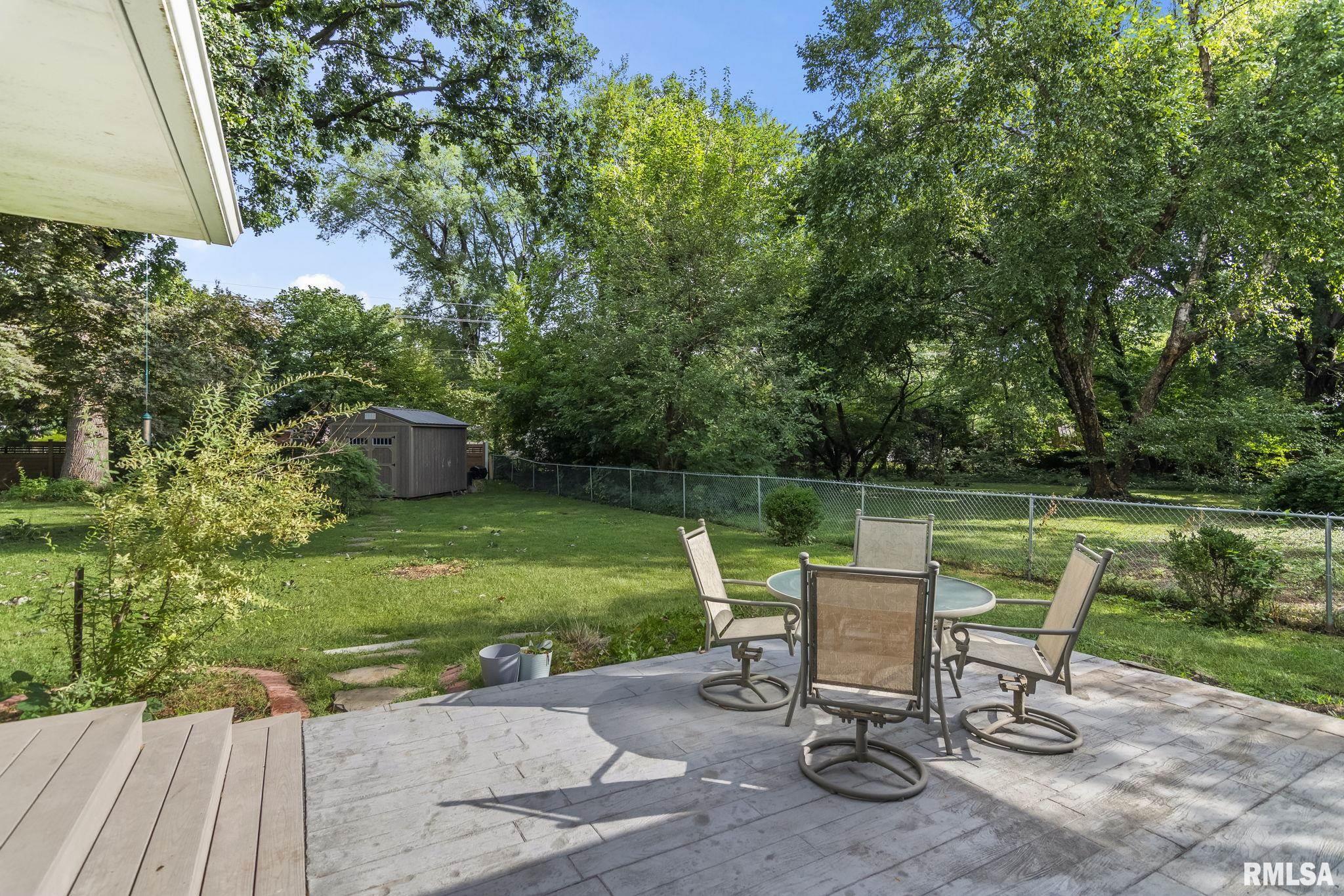 2141 CARDINAL Drive
