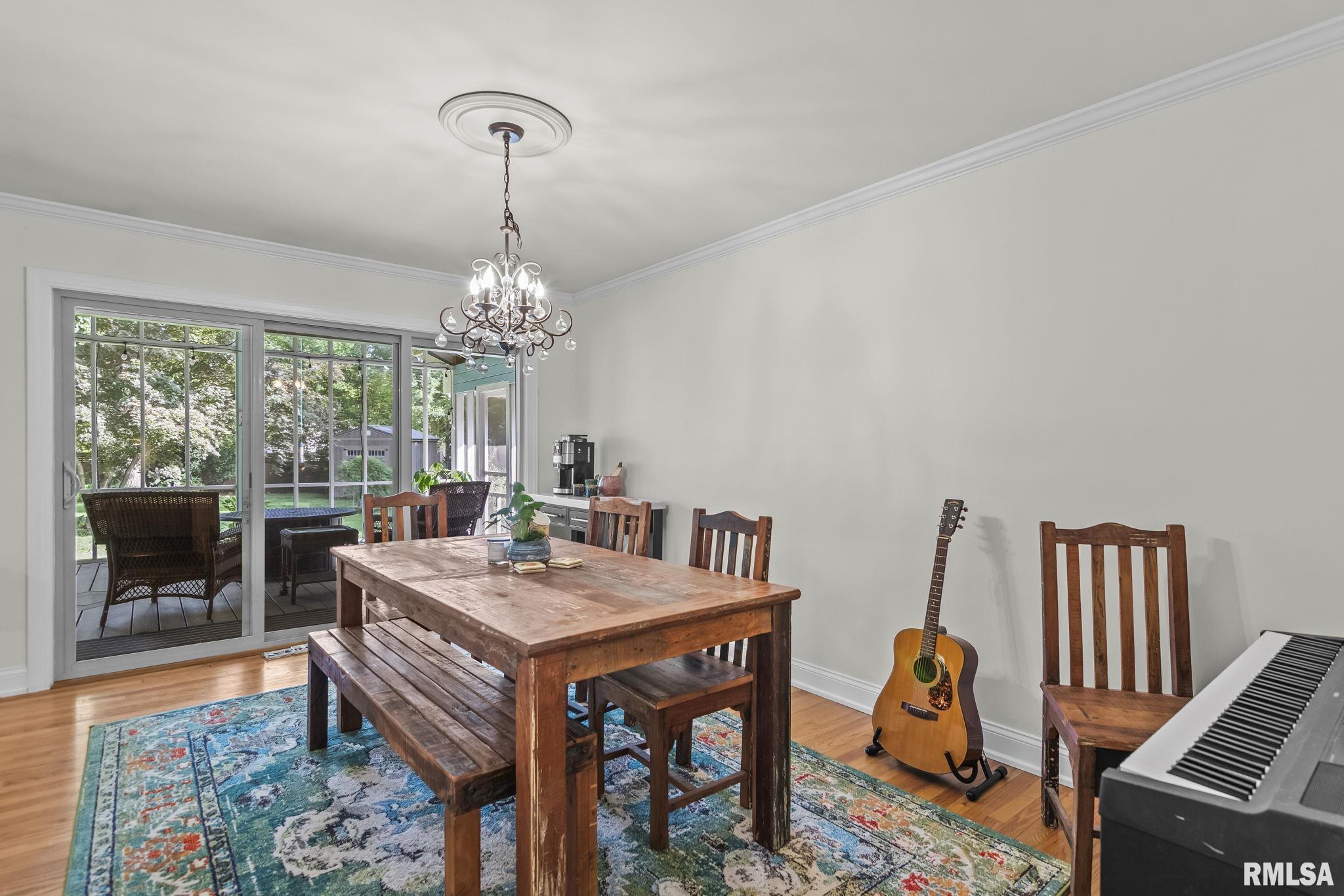2141 CARDINAL Drive