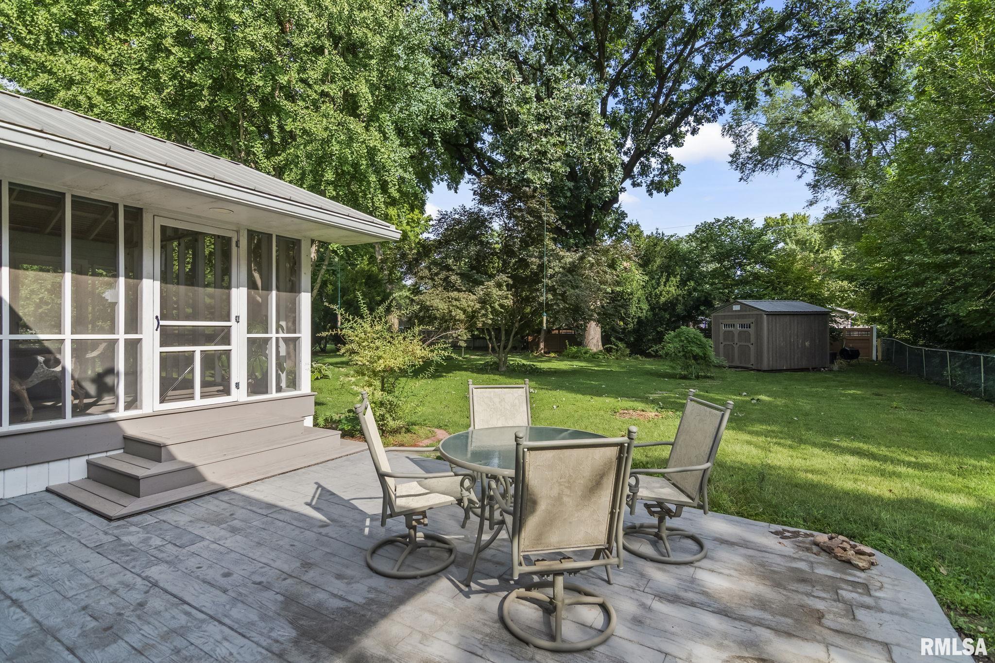 2141 CARDINAL Drive
