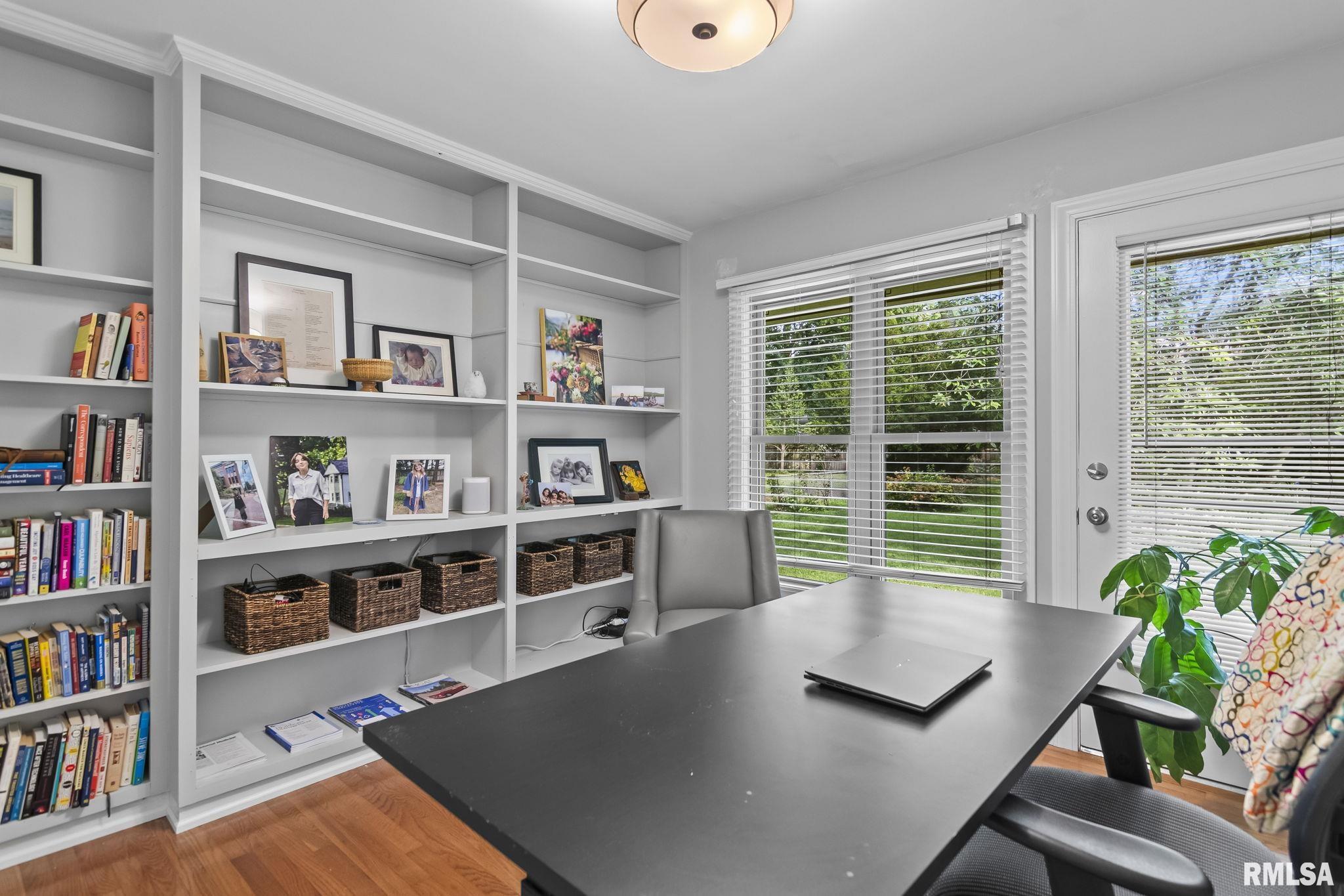 2141 CARDINAL Drive