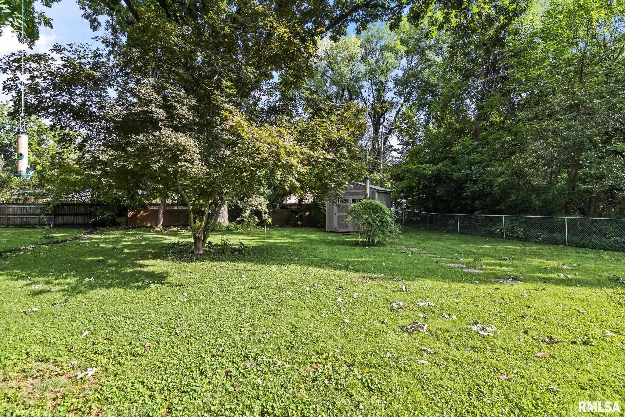 2141 CARDINAL Drive